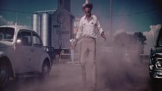 Thunderbolt and Lightfoot Movie Trailer